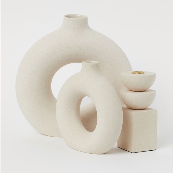 H&M Ceramic circular Vase - Picture 10 of 14